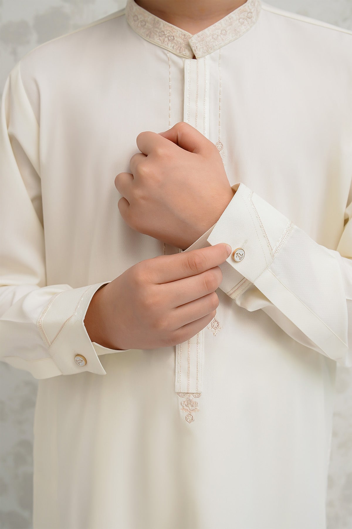 Boys Off White Shalwar Kameez - B622