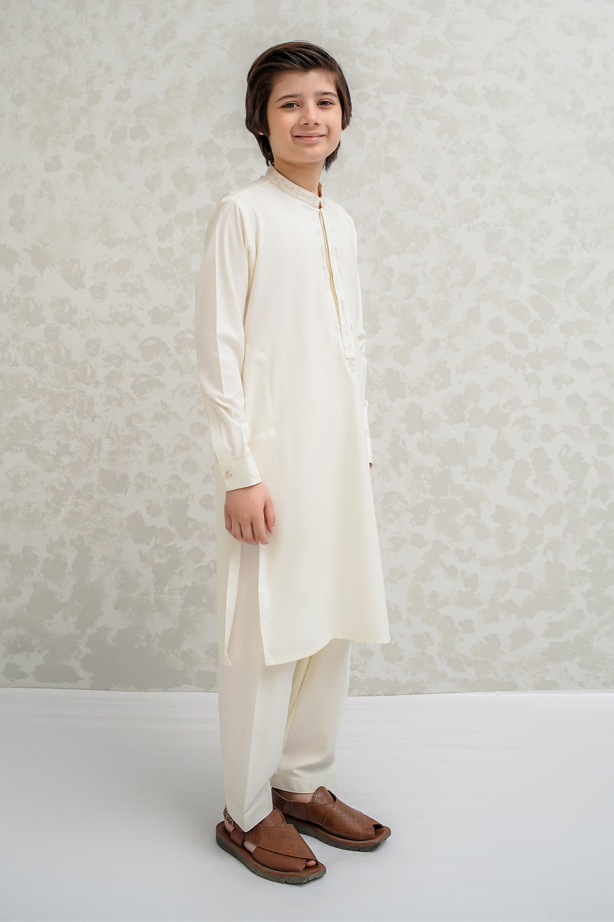 Boys Off White Shalwar Kameez - B622