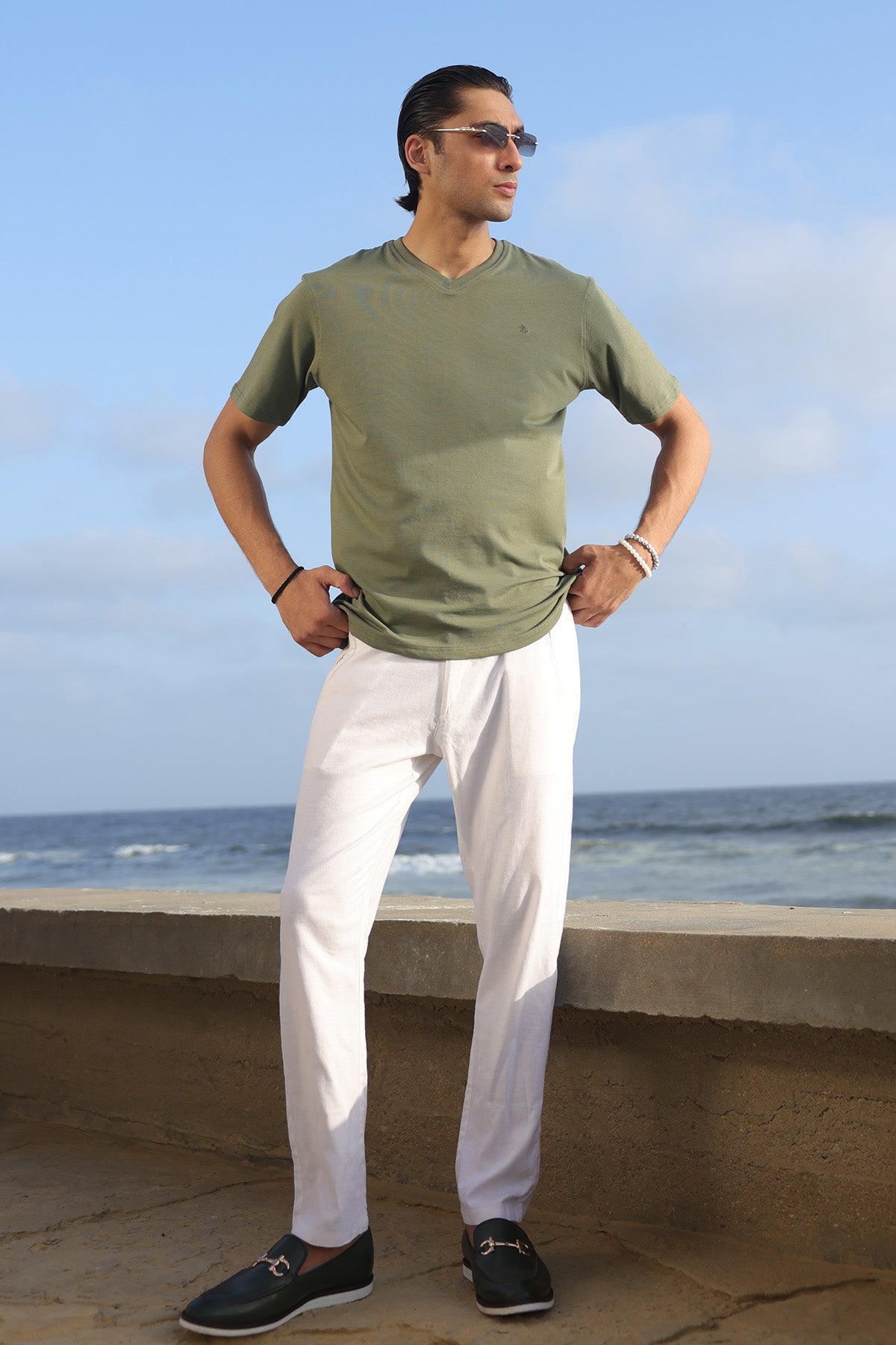 V NECT TEE - GCT-002