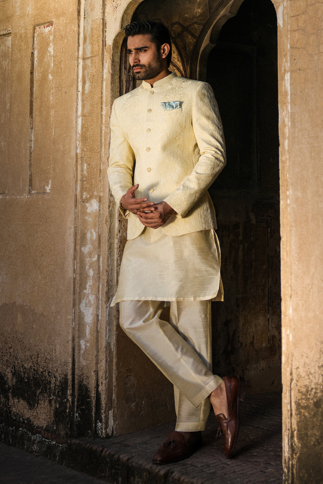IVORY SELF EMBOIDERED PRINCE COAT PC-111